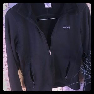 Midnight black Patagonia sweat jacket w/ pockets
